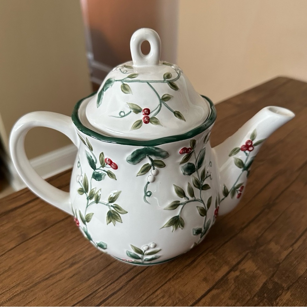 Pfaltzgraff Teapot